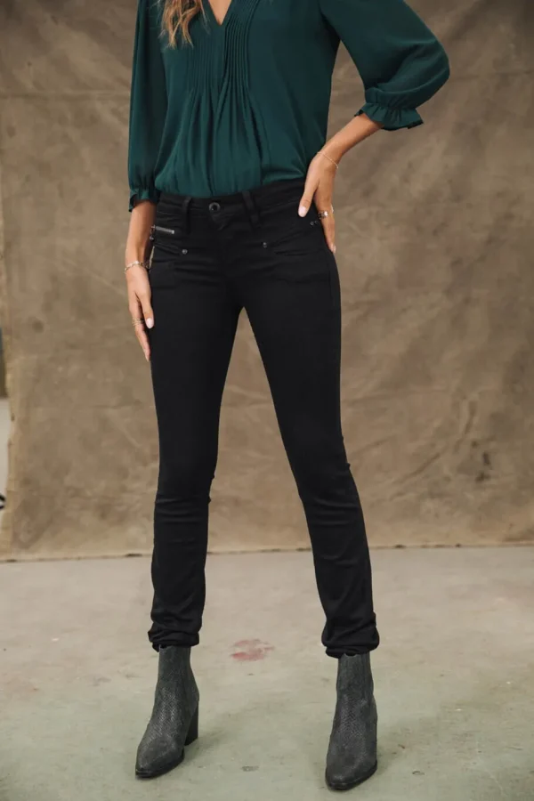 Freeman T. Porter Slim*Alexa Slim S-SDM